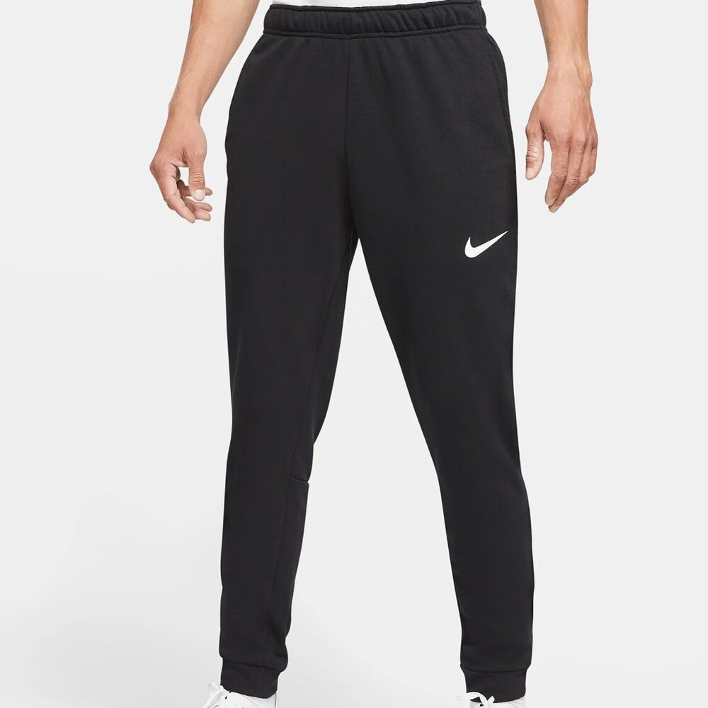 *LIKE NEW*  Nike Men's Dri-FIT Taper Pants (LARGE)